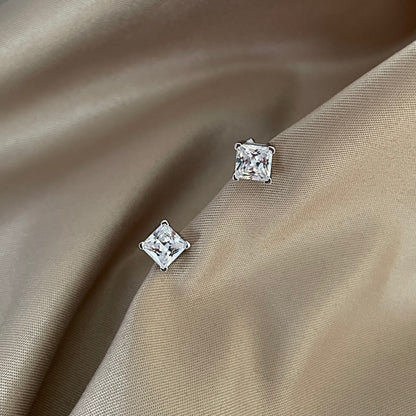 [Clover Jewelry]Delicate Square Shape Earrings