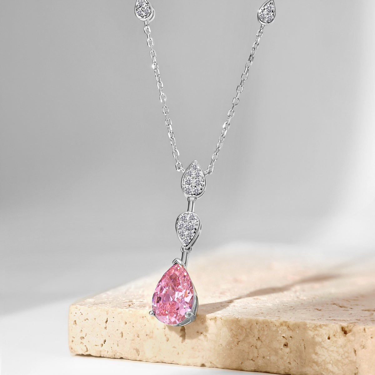 [Clover Jewelry]Dazzling Pear Cut Necklace