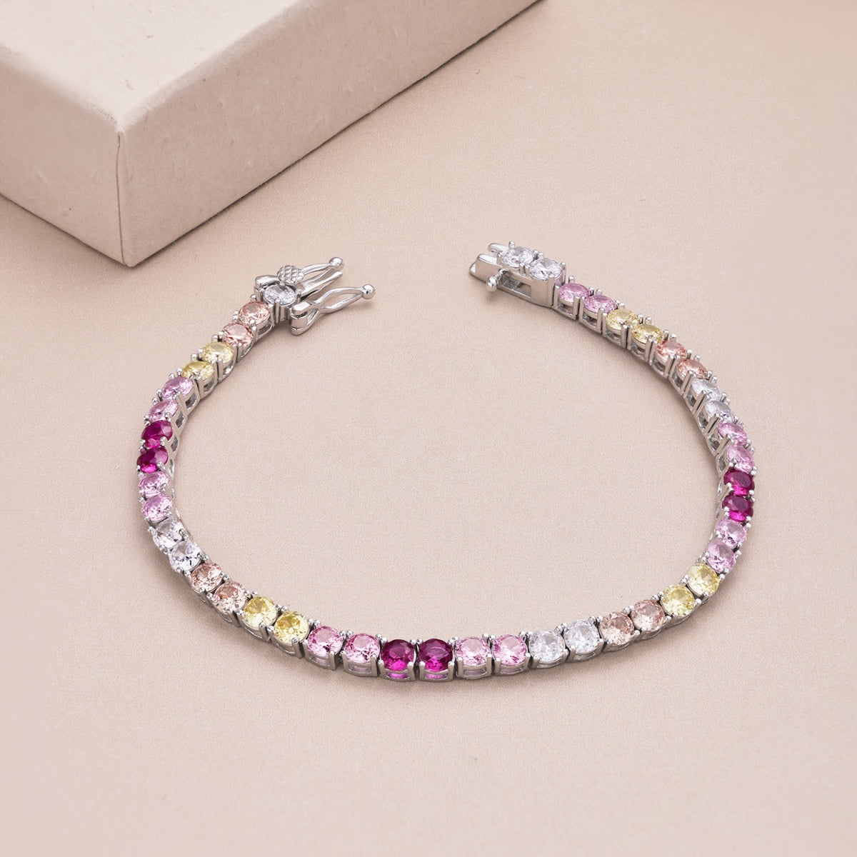 [Clover Jewelry]Radiant Colorful Round Cut Tennis Bracelet