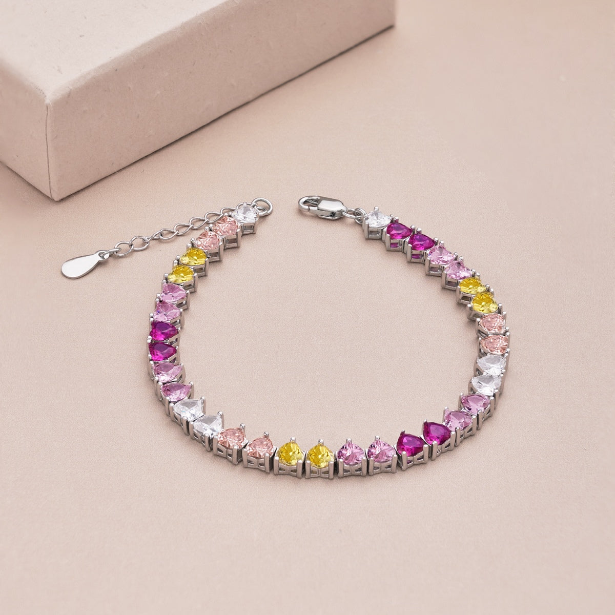 [Clover Jewelry]Luxurious Colorful Romantic Heart Shape Lover Bracelet