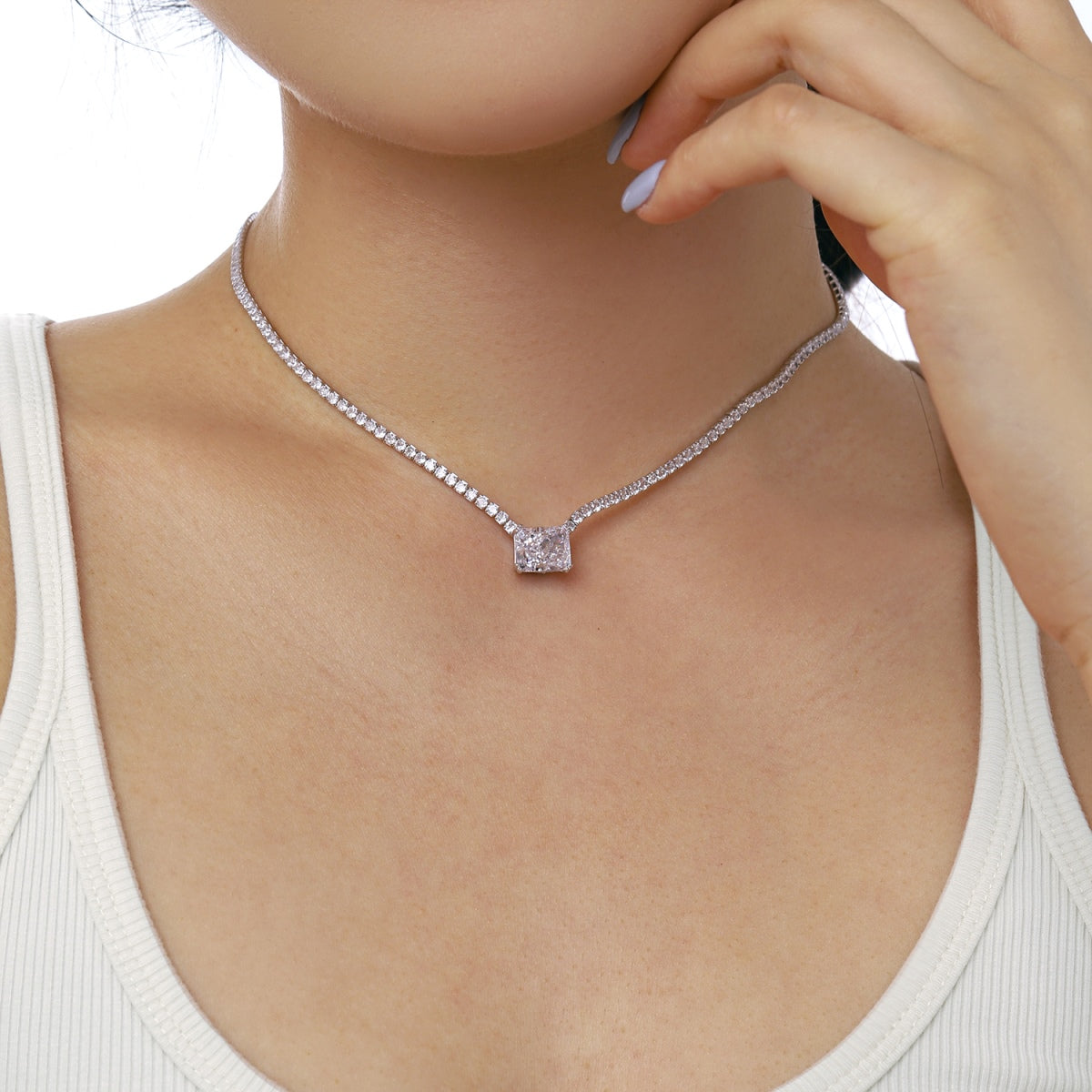 [Clover Jewelry]4.0 Carat Elegant Radiant Cut Necklace