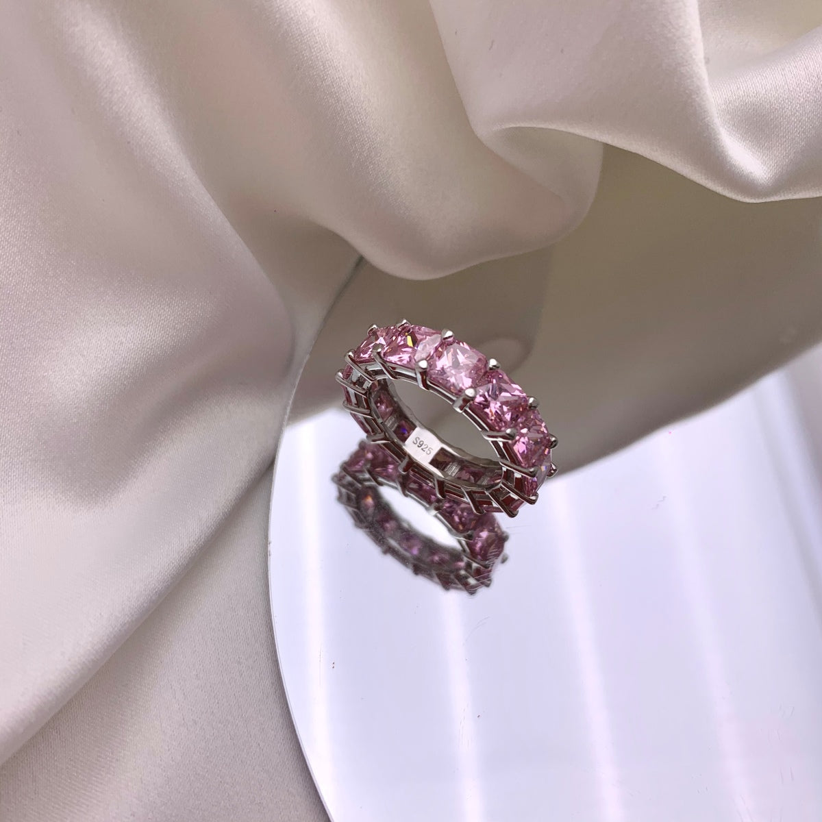 [Clover Jewelry]Elegant Princess Cut Tennis Ring