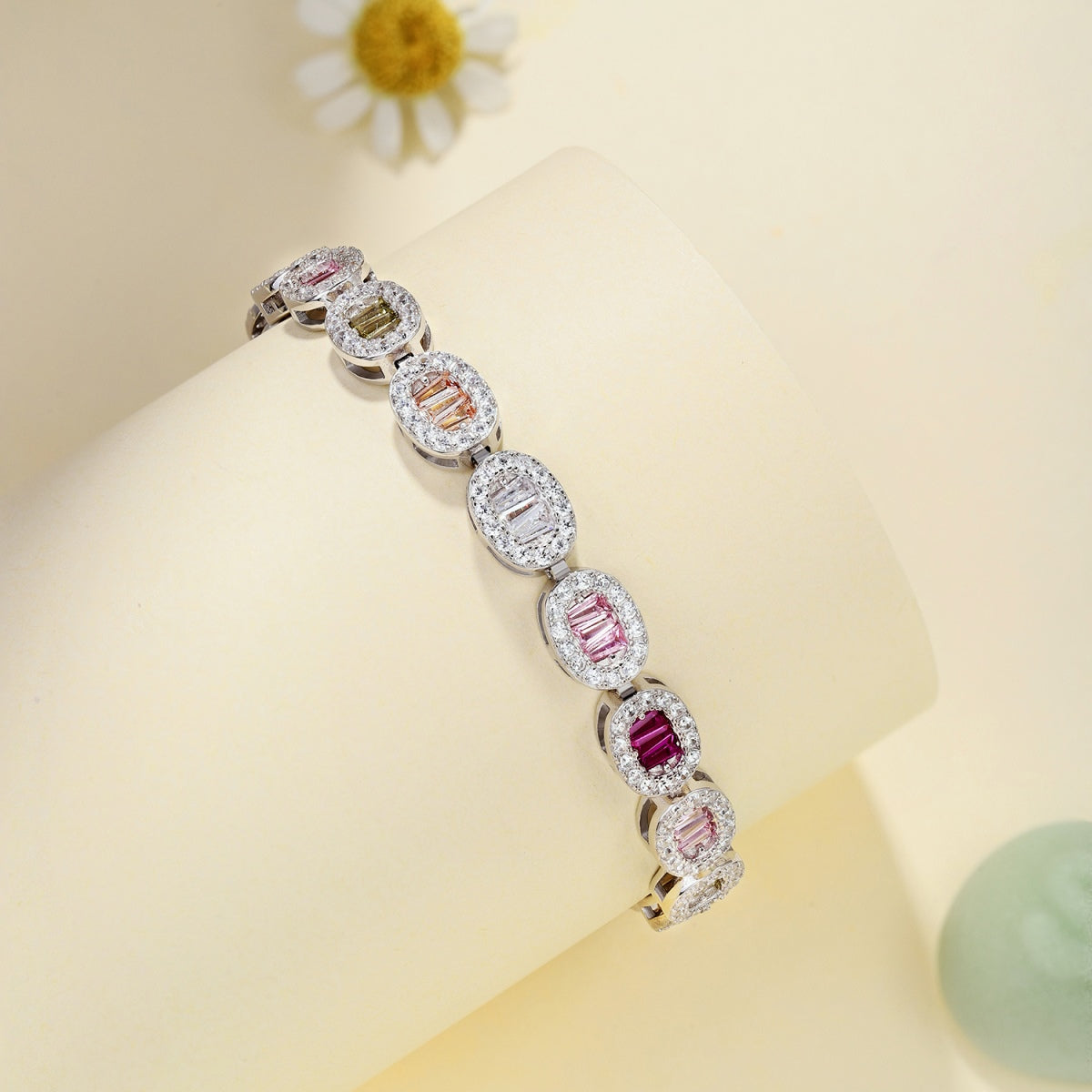 [Clover Jewelry]Exquisite Ornate Emerald Cut Daily Bracelet