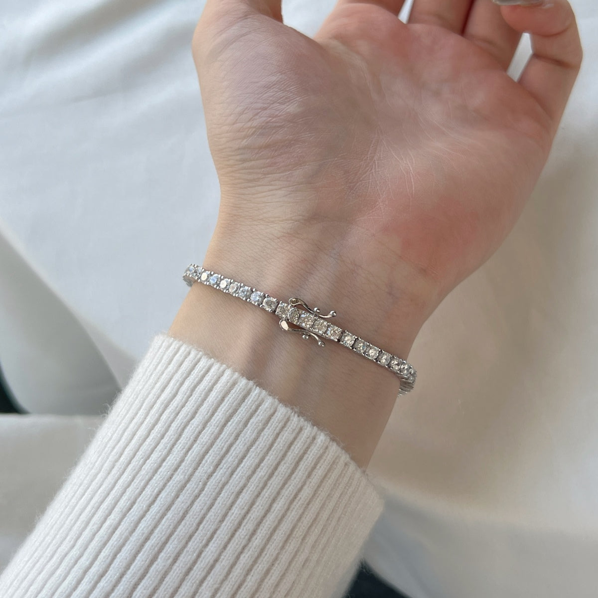 [Clover Jewelry]Dainty Charming Round Cut Tennis Bracelet