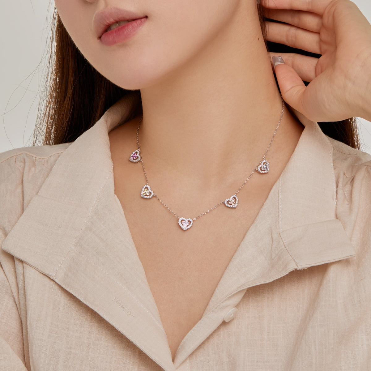 [Clover Jewelry]Sparkling Five Heart Necklace