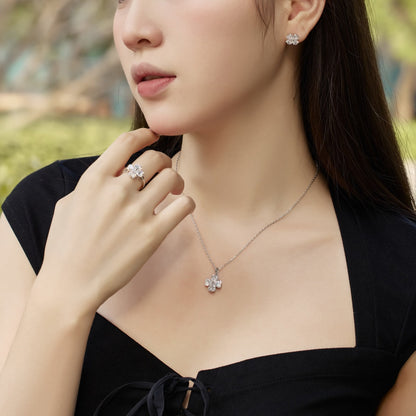 [Clover Jewelry]Heart-Shaped Four-Leaf Clover Bead Necklace