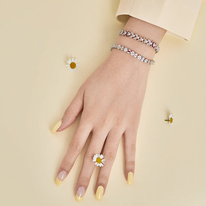 [Clover Jewelry]Dainty Exquisite Flower Shape Daily Bracelet