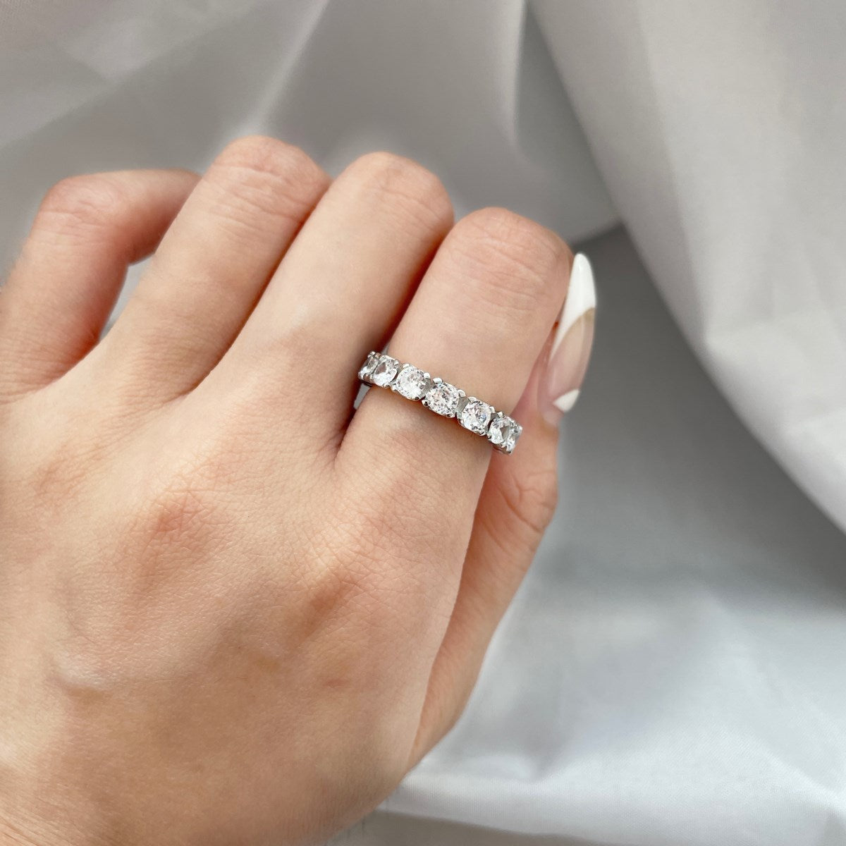 [Clover Jewelry]Eternity Round Cut Tennis Ring